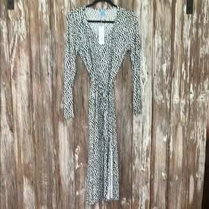 NWT DRAPER JAMES ROBIN LONG SLEEVE MIDI DRESS, size medium